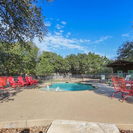 Wimberley Log Cabins Resort And Suites- Unit 8 Экстерьер фото